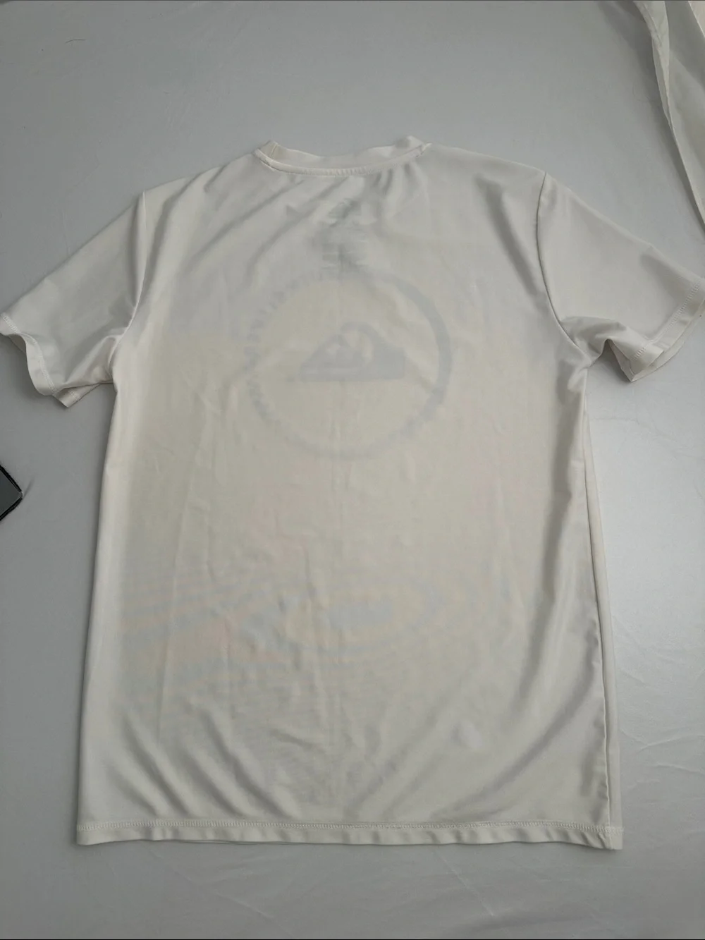 Quicksilver white rash guard L